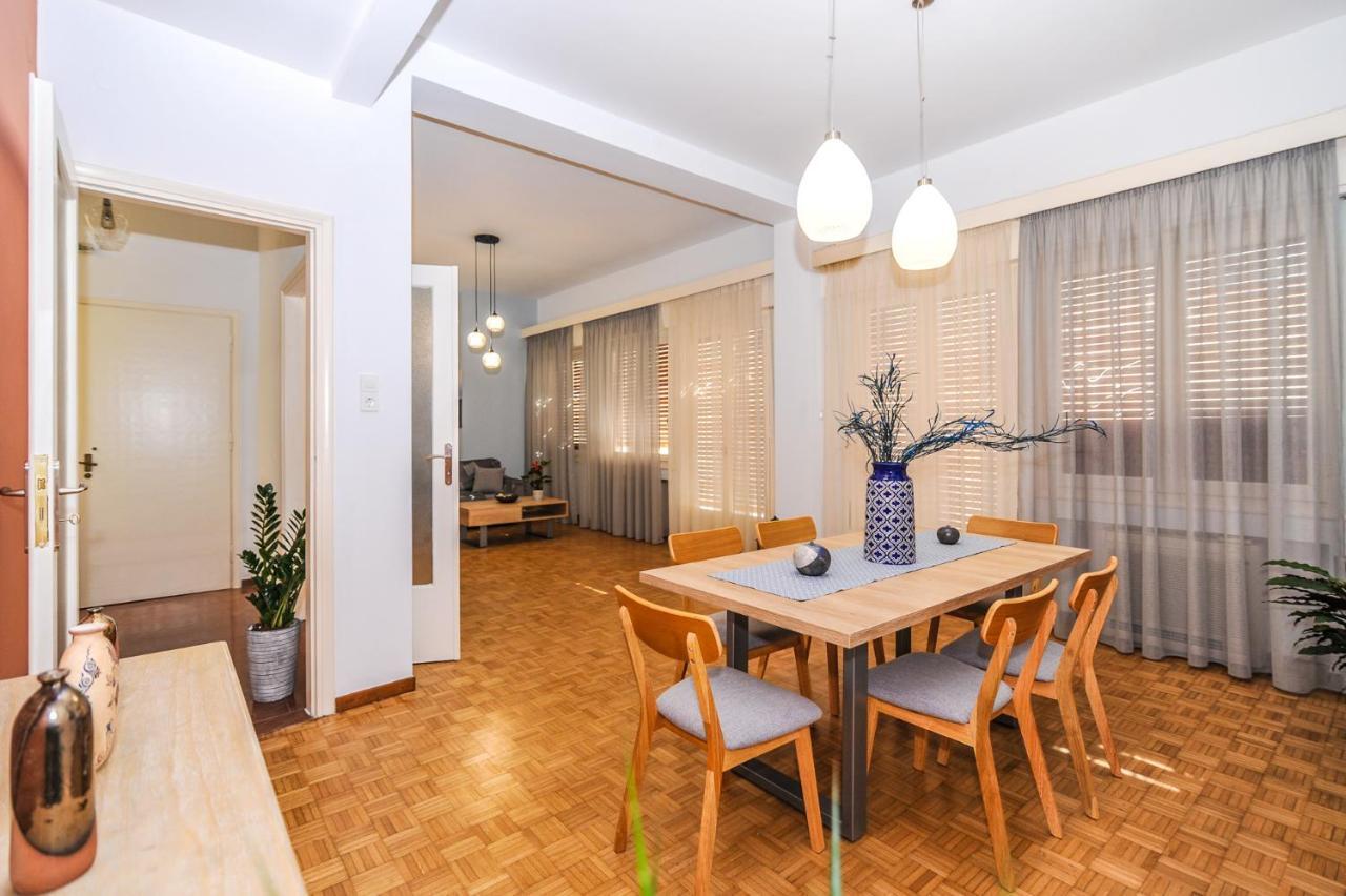 The Elegant. Spacious City Center Apartment. Iráklio Kültér fotó